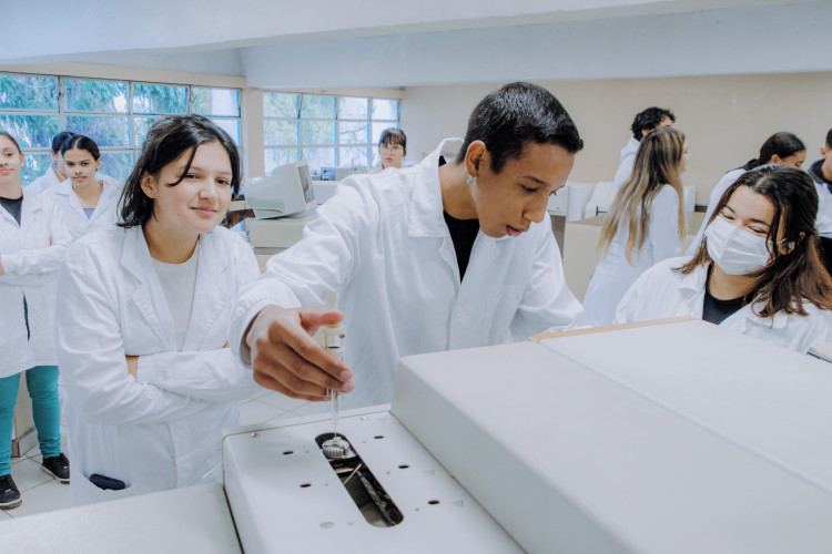 Inscrições para cursos técnicos na rede estadual abrem nesta quinta-feira