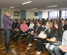 Participação das escolas, municípios e NREs deve melhorar ainda mais o processo de matrícula na rede estadual de ensino do Paraná.