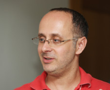 O encontro também serve para que os profissionais troquem ideias e experiências sobre o que tem sido realizado nas escolas. “Esse tipo de reunião é extremamente importante para fazermos uma análise para vermos como está o andamento nos colégios agrícolas e florestal em nível de estado”, disse Denilson Boffo, diretor pedagógico do Centro Estadual de Educação Profissional Assis Brasil, em Clevelândia.