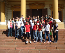 Visita proporcionou oportunidade de aprender com os painéis que ilustram a Catedral – obra do artista plástico Eugênio de Proença Sigaud, pintados na década de 50.
