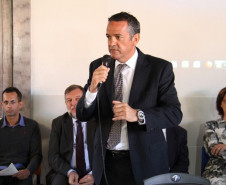 O vice-governador e secretário da Educação, Flávio Arns, juntamente com os secretários da Segurança Pública, Cid Vasques e da Justiça, Cidadania e Direitos Humanos, Maria Tereza Uille Gomes e o procurador-geral do Ministério Público do Paraná, Gilberto Giacoia, participam do lançamento nacional da Campanha Conte até 10, que aconteceu no Colégio Estadual Aníbal Khury Neto, em Curitiba.