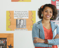 Evento avalia implantação da Lei 10639/2003, que trata sobre inclusão da arte e cultura africana e afrobrasileira nos currículos escolares.