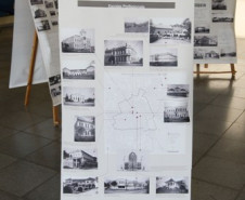 Pesquisa faz paralelo entre a arquitetura escolar e a legislação educacional dos principais prédios escolares construídos até os anos 1950.