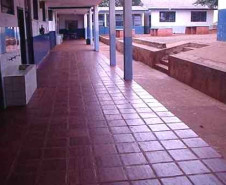 Investimento previsto chega a R$ 3,8 milhões. Obras de reparos benficiam colégios estaduais Olívo Fracaro e Jardim Santa Felicidade, em Cascavel, e Castro Alves, em Capitão Leônidas Marques.