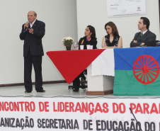 O evento, que também reuniu representantes de setores do Governo Estadual, marcou início de discussões para criação de políticas públicas que atendam às necessidades da etnia cigana no Estado.