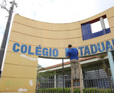 O apenado A.D.S, 30 anos, que está participando do projeto, relatou que, além da chance de ressocialização, o trabalho nas escolas tem sido uma grande oportunidade de interagir com a comunidade. “Estamos aqui empenhados para que este projeto dê certo. Espero que este trabalho continue com outras pessoas”, disse.