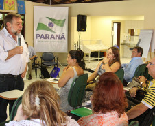 Cerca de 800 mil alunos do 6º ao 9º ano passarão a ter 5 aulas semanais de matemática e 5 aulas de língua portuguesa a partir de 2013 nas escolas da rede pública estadual básica de educação. Mudanças no Ensino Médio serão debatidas ao longo do próximo ano.