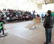 Evento reuniu cerca de 450 estudantes da redes públicas estadual e municipal para discutir assuntos como educação, trabalho, segurança pública, meio ambiente, esporte e lazer. 