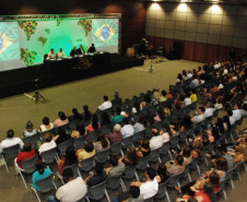 A Secretaria da Educação do Paraná participa do Encontro Nacional do Censo da Educação Básica, que neste ano acontece desde terça-feira (11) em Belém, no Pará. Organizado pelo Instituto Nacional de Estudos e Pesquisas Educacionais Anísio Teixeira (Inep), o encontro tem por objetivo planejar a captação dos dados estatísticos referentes à área de educação em cada estado.