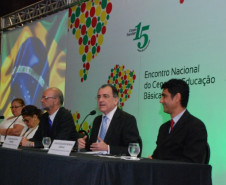 A Secretaria da Educação do Paraná participa do Encontro Nacional do Censo da Educação Básica, que neste ano acontece desde terça-feira (11) em Belém, no Pará. Organizado pelo Instituto Nacional de Estudos e Pesquisas Educacionais Anísio Teixeira (Inep), o encontro tem por objetivo planejar a captação dos dados estatísticos referentes à área de educação em cada estado.