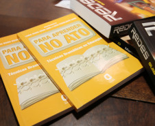 Curitiba,PR 28 de Janeiro de 2013 - Colégio Estadual do Paraná - Entrega de acervo Bibliográfico para cursos técnicos 