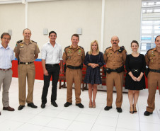 O curso também promove a confraternização e a troca de experiências entre os participantes. Em Curitiba, diretores de escolas estaduais foram convidados a dar depoimentos sobre o trabalho de mediação de conflitos realizado pela Patrulha Escolar.