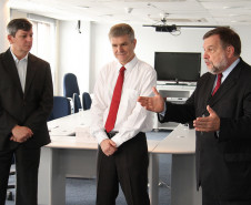 Concurso “Aprender e Ensinar Tecnologias Sociais” vai levar os dois professores ganhadores da rede estadual para seminário nacional em Brasília.<br />
<br />
Veja mais fotos em: <a href=" http://www.flickr.com/photos/flavioarns/sets/72157632773973890/" target="_blank"> http://www.flickr.com/photos/flavioarns/</a>
