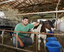 CASTRO-PR 19 DE FEVEREIRO DE 2013 - Centro Estadual de Educação Profissional Olegário Macedo - Educação Profissional dos Campos Gerais. Professor técnico Michel Bruno da Silva.