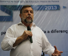 Seminário do Sistema de Avaliação da Educação Básica do Paraná (SAEP)<br />
<br />
Veja mais fotos em: <a href=" http://www.flickr.com/photos/flavioarns/sets/72157632860461457/" target="_blank"> http://www.flickr.com/photos/flavioarns/</a>