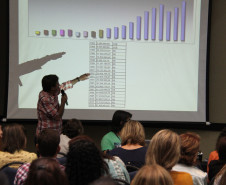 Seminário do Sistema de Avaliação da Educação Básica do Paraná (SAEP)<br />
<br />
Veja mais fotos em: <a href=" http://www.flickr.com/photos/flavioarns/sets/72157632860461457/" target="_blank"> http://www.flickr.com/photos/flavioarns/</a>