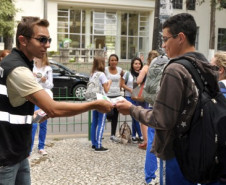 Até sete de março, equipes educativas estarão presentes em escolas de Curitiba, Foz do Iguaçu, Ponta Grossa, Irati, Londrina, Guarapuava e Umuarama.