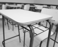 A Secretaria da Educação divulga a todas as escolas estaduais orientação para baixa nos bens materiais patrimoniados que não têm mais condições de uso.