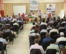 48° assembleia e inauguração do novo prédio da Associação de Estudos e Assistência Rural (Assesoar).<br />
<br />
Veja mais fotos em: <a href=" http://www.flickr.com/photos/flavioarns/sets/72157632932758943/" target="_blank"> http://www.flickr.com/photos/flavioarns/</a>
