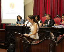 Intervenção precoce permite que sejam identificados problemas que interferem no desenvolvimento infantil, e que sejam propostas ações adequadas.<br />
<br />
Veja mais fotos em: <a href=" http://www.flickr.com/photos/flavioarns/sets/72157632968067381/" target="_blank"> http://www.flickr.com/photos/flavioarns/</a>
