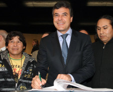 O governador Beto Richa anuncia a liberação de R$ 126,4 milhões para investimentos na área de educação.