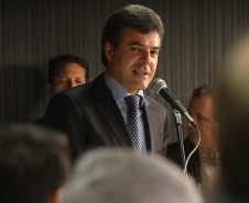 O governador Beto Richa anuncia a liberação de R$ 126,4 milhões para investimentos na área de educação.