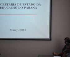 O documento servirá de subsídio para que os professores trabalhem os assuntos ligados à Copa do Mundo com os estudantes. O caderno tem sugestões de atividades de todas as disciplinas da educação básica e contribuições das áreas de educação profissional, educação especial e da diversidade para que seja trabalhado em todas as modalidades de ensino. 