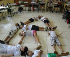 Os 180 alunos do 6º ao 9º anos do ensino fundamental do Colégio Rocha Pombo, agora têm uma grade horária mesclada com disciplinas da grade curricular comum e as diversificadas. 