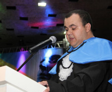 Formatura de Pedagogos pela Universidade Estadual de Ponta Grossa, ex-alunos da Vizivali. Cerimônia ocorreu nesta quinta-feira (4), em Ibaiti. <br />
<br />
Veja mais fotos em: <a href=" http://www.flickr.com/photos/flavioarns/sets/72157633170810214/ " target="_blank"> http://www.flickr.com/photos/flavioarns/ </a>