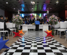 Formatura de Pedagogos pela Universidade Estadual de Ponta Grossa, ex-alunos da Vizivali. Cerimônia ocorreu nesta quinta-feira (4), em Ibaiti. <br />
<br />
Veja mais fotos em: <a href=" http://www.flickr.com/photos/flavioarns/sets/72157633170810214/ " target="_blank"> http://www.flickr.com/photos/flavioarns/ </a>