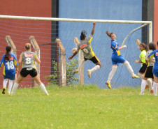 Jogos Escolares Bom de Bola. Quase 700 escolas vão participar da primeira fase regional dos Jogos Escolares do Paraná, que começa no dia 26 deste mês e vai até maio