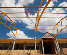 Somente em 2013 o governo está investido R$ 500 milhões em infraestrutura. São construções, reformas, ampliações de unidades e implantações de quadras esportivas nas escolas da rede estadual.