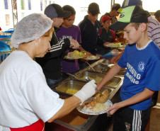 Alimentação dos atletas do JEPS 2012.  