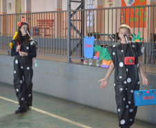 Estudantes da Sala de Recursos desenvolveram atividades dentro da escola para ajudar na prevenção e no combate ao mosquito transmissor da doença.
