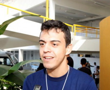 Para Yverson Carvalho Ribeiro, 18 anos, aluno do 3º ano do ensino médio do Colégio Estadual Dr. Arthur Miranda Ramos, em Paranaguá, a conferência está sendo uma experiência válida. "Nós vamos aprender mais sobre vários assuntos e vamos poder falar sobre o queremos para o nosso futuro”, disse.