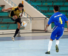 14-05-13 - Jogos Escolares, Secretaria de Esporte, jogo de Futebol de Salao entre o Colégio Estadual Pio Lantéri e o Clégio Estadual Santa Felicidade Foto: Hedeson Alves