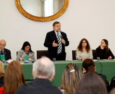 O governador em exercício Flávio Arns, participa de reunião do Fórum Estadual de Educação do Paraná, com instituições que trabalham com a educação, para lançar as Conferências Municipais e Intermunicipais de Educação do Paraná.