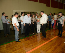 Governador em exercício, Flávio Arns, inaugura as novas instalações da quadra poliesportiva do Colégio Estadual Antônio Garcez de Novaes.
Arapongas , 20/05/2013.