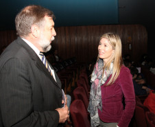Cerca de 40 alunos irão exibir cinco coreografias do espetáculo “Helena” no 31º Festival de Dança de Joinville, em Santa Catarina.<br />
<br />
Veja mais fotos em: <a href=" http://www.flickr.com/photos/flavioarns/sets/72157633494529676/" target="_blank"> http://www.flickr.com/photos/flavioarns/</a>