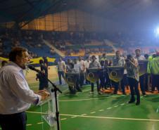 O governador em exercício Flávio Arns, abre oficialmente a segunda etapa dos 60.º Jogos Escolares do Paraná, no ginásio de esportes Luiz Augusto Zin. Arapongas, 20/05/2013.  