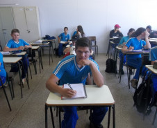 Lucas Bartoszik, do Colégio Estadual Eurico Gaspar Dutra,  foi selecionado após medalha de ouro na Olimpíada Brasileira de Astronomia em 2012.