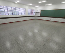 Centro Estadual de Educação Profissional de Terra Roxa. Sala de aulas.
Terra Roxa, 03-04-13.
 