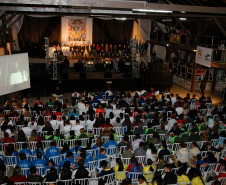 27-05-13 - Abertura do IX Festival Estadual Nossa Arte da APAE em União da Vitória com o Secretário de Educação Flávio Arns.