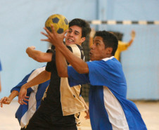 14-05-13 - Jogos Escolares, jogo de Handebol.  