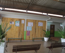 Além da importância de uma mais escola agradável, os conhecimentos sobre os conteúdos da matemática, da biologia, da sociologia, da filosofia foram contextualizados nas atividades desenvolvidas no paisagismo no colégio, bem como a conscientização de todos os alunos com relação à valorização e cuidado com o meio ambiente.