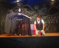 Evento trouxe palestras, poemas e trabalhos sobre autor feitos por alunos e professores de colégio em Santo Antônio do Sudoeste.