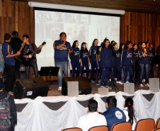 25-06-13 - CEEP Newton Freire Maia em Pinhais recebe a Mostra Estudantil Expocine Norte.