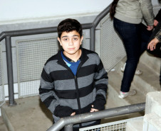 25-06-13 - CEEP Newton Freire Maia em Pinhais recebe a Mostra Estudantil Expocine Norte, aluno Eduardo Carvalho Madella, de 13 anos.