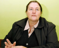 24-06-13 - Colégio Estadual João Batista Vieira em Piraquara. Na foto a pedagoga Dulce Maria Braun de Lima.