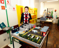 28-06-13 - Colégio Estadual Paulo Leminski, curso técnico de Segurança do Trabalho. Coordenador de estágio Verginio Luiz Stangherlin.